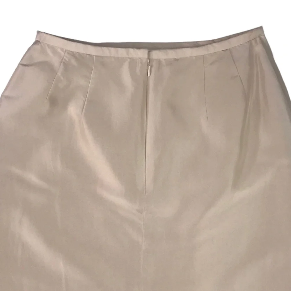 Maggy London Silk Skirt SZ 8 Pleat Hem Pencil Quiet Luxury Wedding Guest Dressy